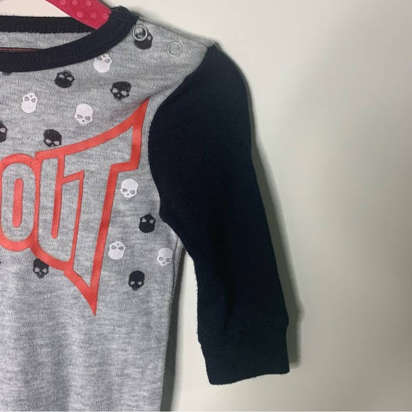 Infants’ WWE Tapout Graphic Full Bodysuit - Picture 6 of 11